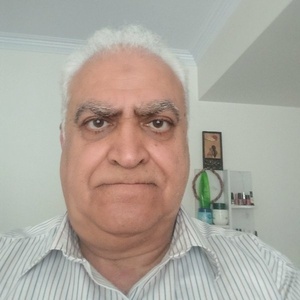 منوچهر رستمی افشاری