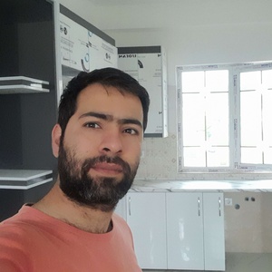 وحید مقدم منش