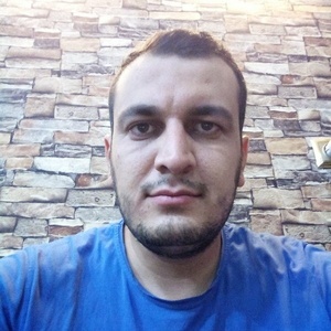 امید دهقان