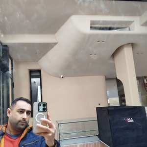 بهمن آهنگر دارابی