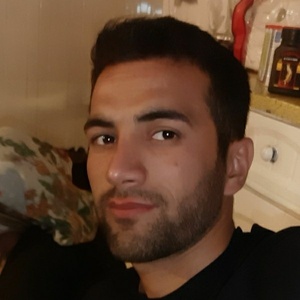 رضا عزیزی