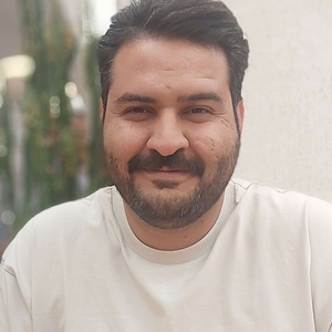 صمد آذرخواه
