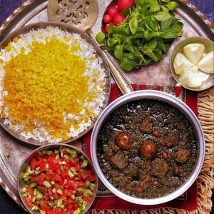 سمیه احمدخانی