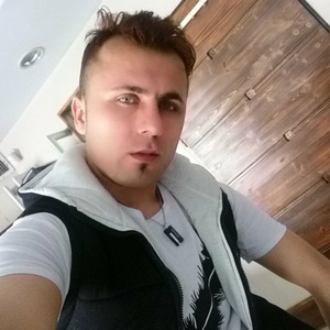 میرویس ملک زاده