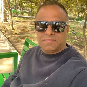 نادر غلامی