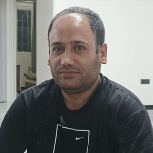 منوچهر محمدپور