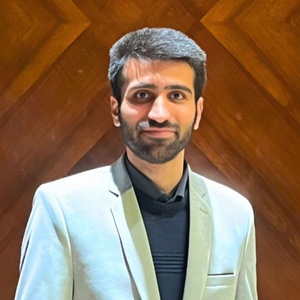 پوریا محمدی آسیابادی