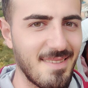 نادر مرادپور