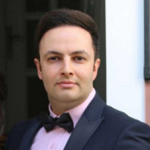 اشکان اذانی