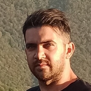 سیامک نوری مسن