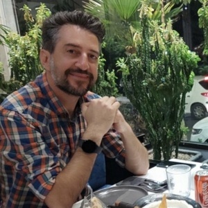 فرشید بهداد ارا