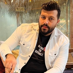 آرش باقرپور پاشابیگ