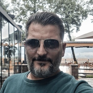 حامد گل کاری