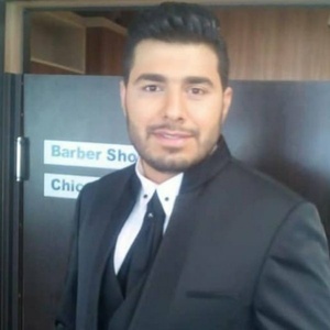 فرشاد مقبولی