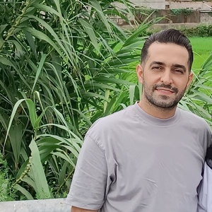 محسن سقه سری