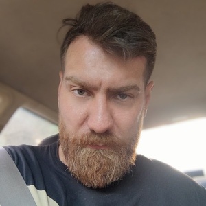 فریدون معصومی