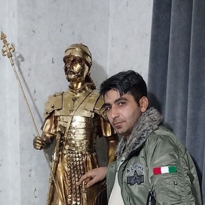 عزیز دلیر قله صفا