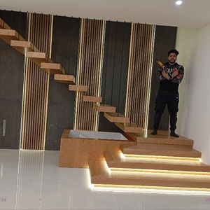 علیرضا دوستدار