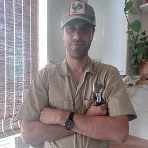 محمد دانشور