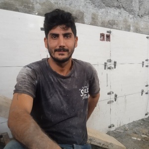 علی واحدی امیری