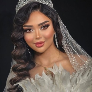 کبری خدابنده لو