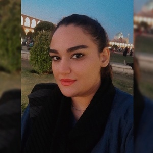 نیلوفر فاتحی