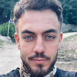 علیرضا اصفهانی