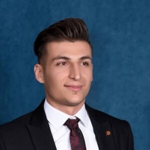 علی محمدزاده