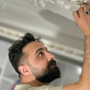 امیر دانشور مقدم