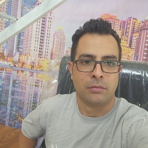 وحید افتخاری