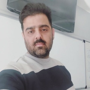 وحید عزیزی نصرآبادی