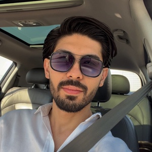 پوریا خلج نژاد