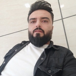 عارف وکیلی زاده