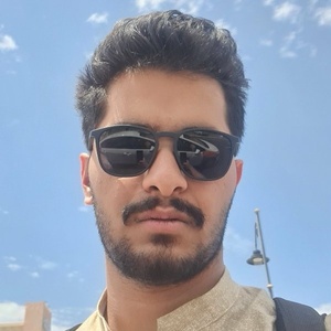 پارسا کاوسی