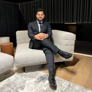 محمدعلی یکتا کمسری