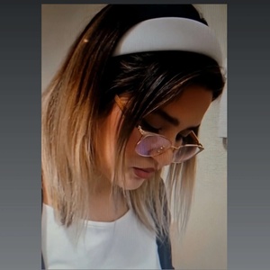 زهرا ایزدیار