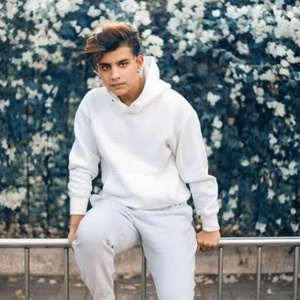 مانی پناهی لادانی