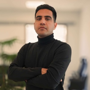 احسان ستوده