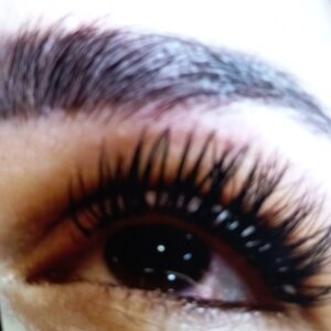 زینب فرزامی