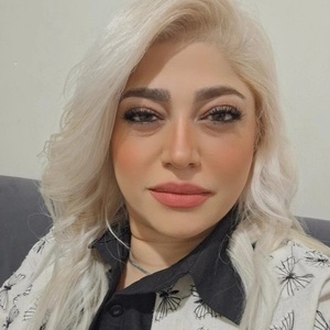 زینب امیرخانی