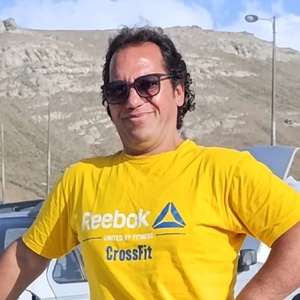 مسعود هنرمند عاشق آبادی