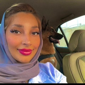 نازنین حسینی