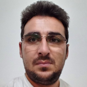 سجاد علیاری قورتوشمیس