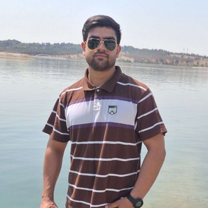 پوریا میرزایی سفیدابی فراهانی