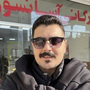 ایمان منصوری