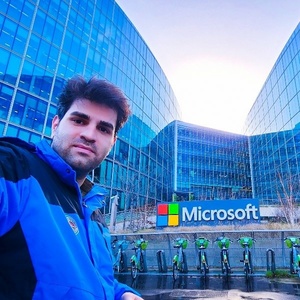 یاشار علیزاده کلی