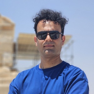 سیروس لطفی نیا