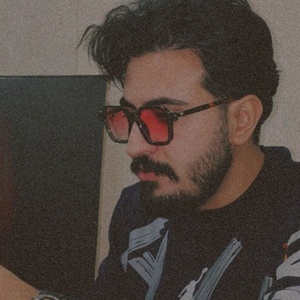 امید مختاری