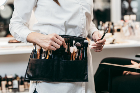 قیمت گریم صورت بانوان