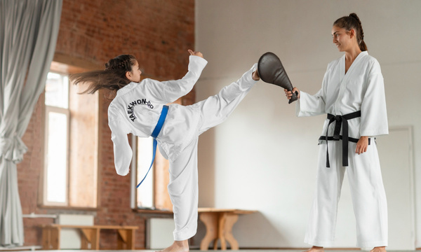 آموزش تکواندو